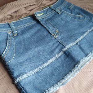 Nwot- Mini denim skirt